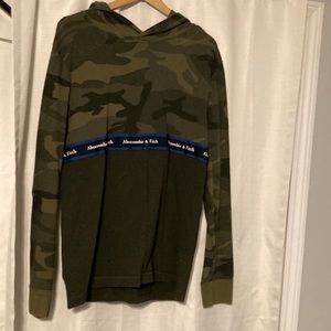 Hoodie Light Weight Abercrombie and Fitch